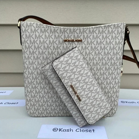 Michael Kors MK Large Messenger Crossbody Bag & Trifold Wallet Bundle  -Vanilla - Picture 1 of 12